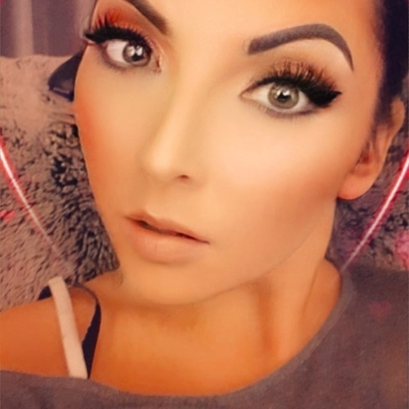 Meet your Posher, Dani California 💋 - Picture 4 of 8